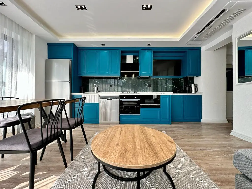 Fitted kitchen